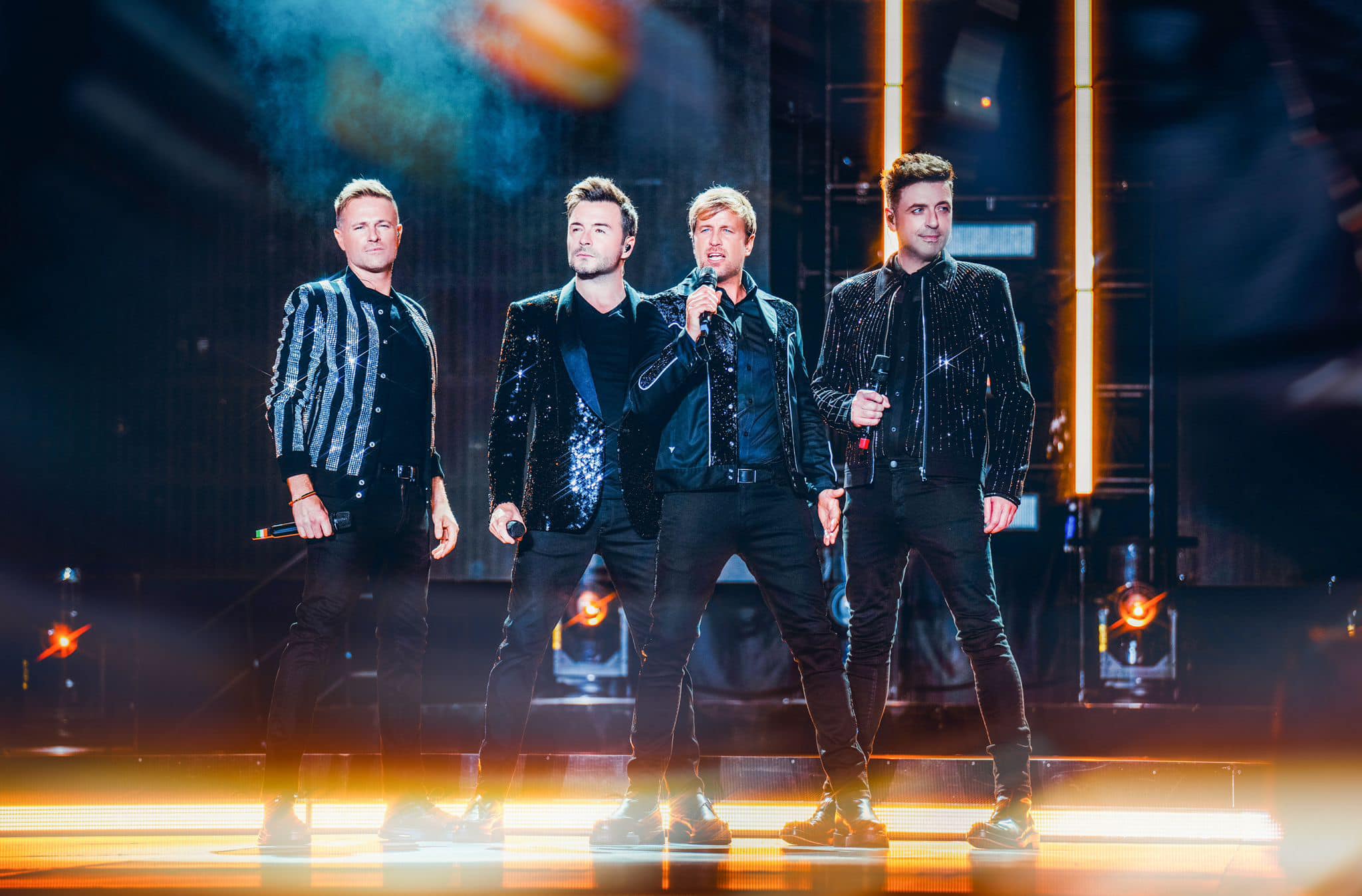 Ngỡ ngàng vì giá vé của Westlife khi so với các concert khác tại Việt Nam - 2