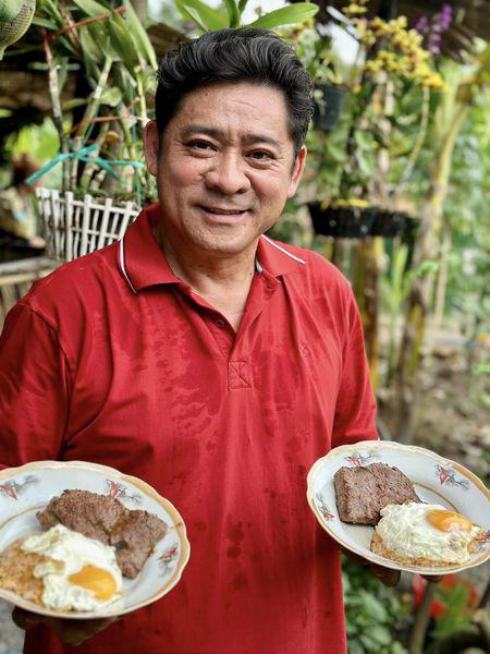 Tài tử Huỳnh Anh Tuấn nấu ăn trong chòi lá tại nhà vườn 6.000m2, có món bình dị, món đẹp như nhà hàng - 8