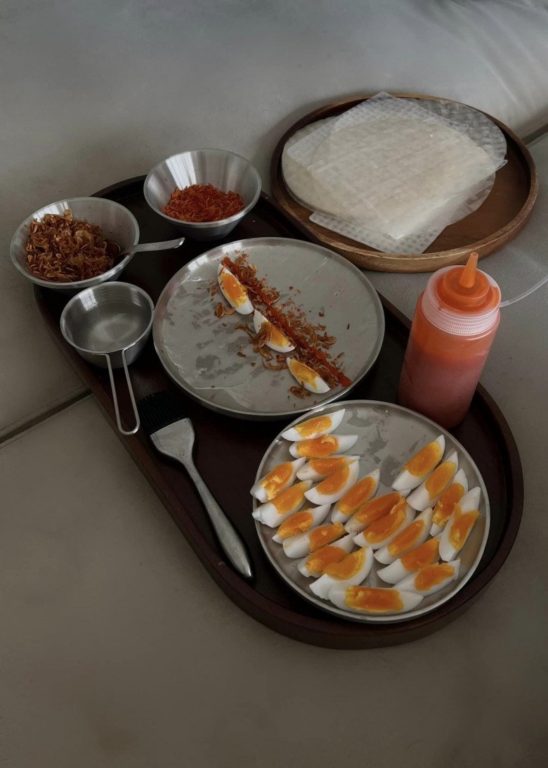 Khoe món cá bóng đêm làm dân mạng tưởng bánh Trung thu, Miu Lê thấy bản thân &#34;chưa lấy được chồng&#34; - 15