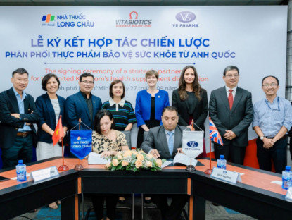 Thông tin doanh nghiệp - FPT Long Châu hợp tác chiến lược mang TPBVSK Vitabiotics chất lượng đến tay người Việt Nam