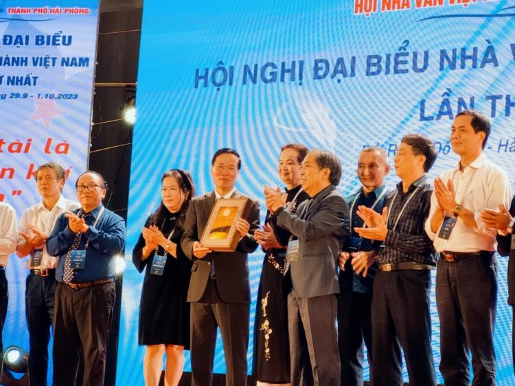 Toàn văn phát biểu của Chủ tịch nước Võ Văn Thưởng tại Hội nghị đại biểu nhà văn lão thành Việt Nam lần thứ nhất