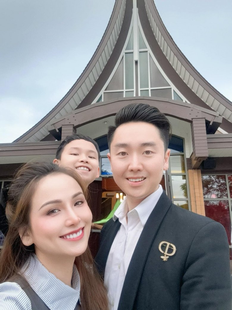 Chồng Hoa hậu Diễm Hương đa tài làm món vịt ngon đã mắt, không ngờ con trai đảm chẳng kém - 20