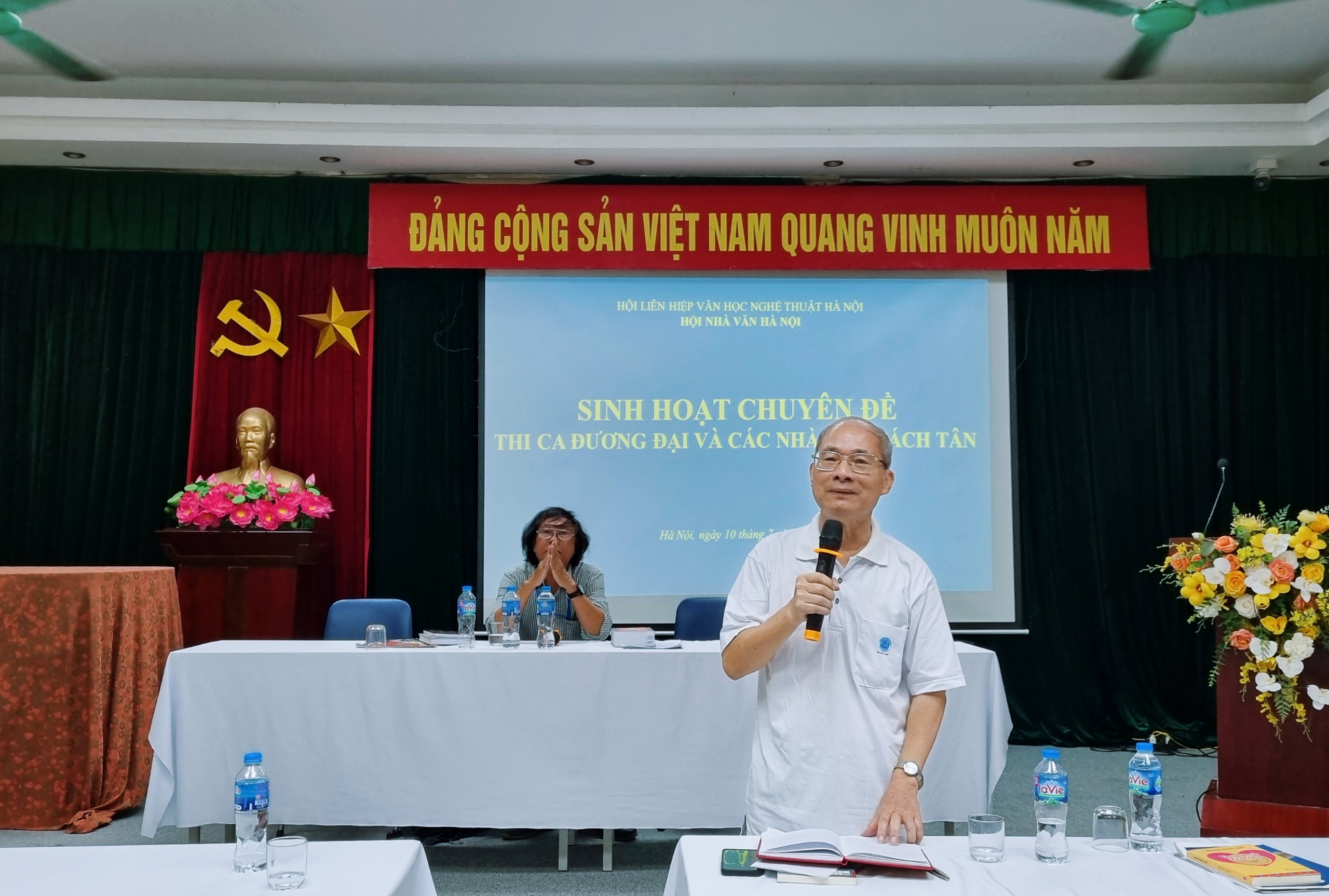 Thơ cách tân trong dòng chảy thi ca đương đại - 3