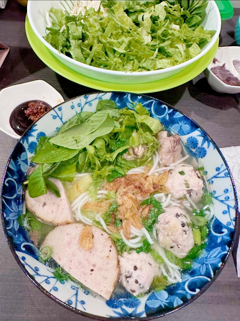 Vợ trẻ Lam Trường hay ăn hàng giờ lao vào bếp nấu bữa cơm nhà giản dị, hóa ra đảm cỡ này - 13