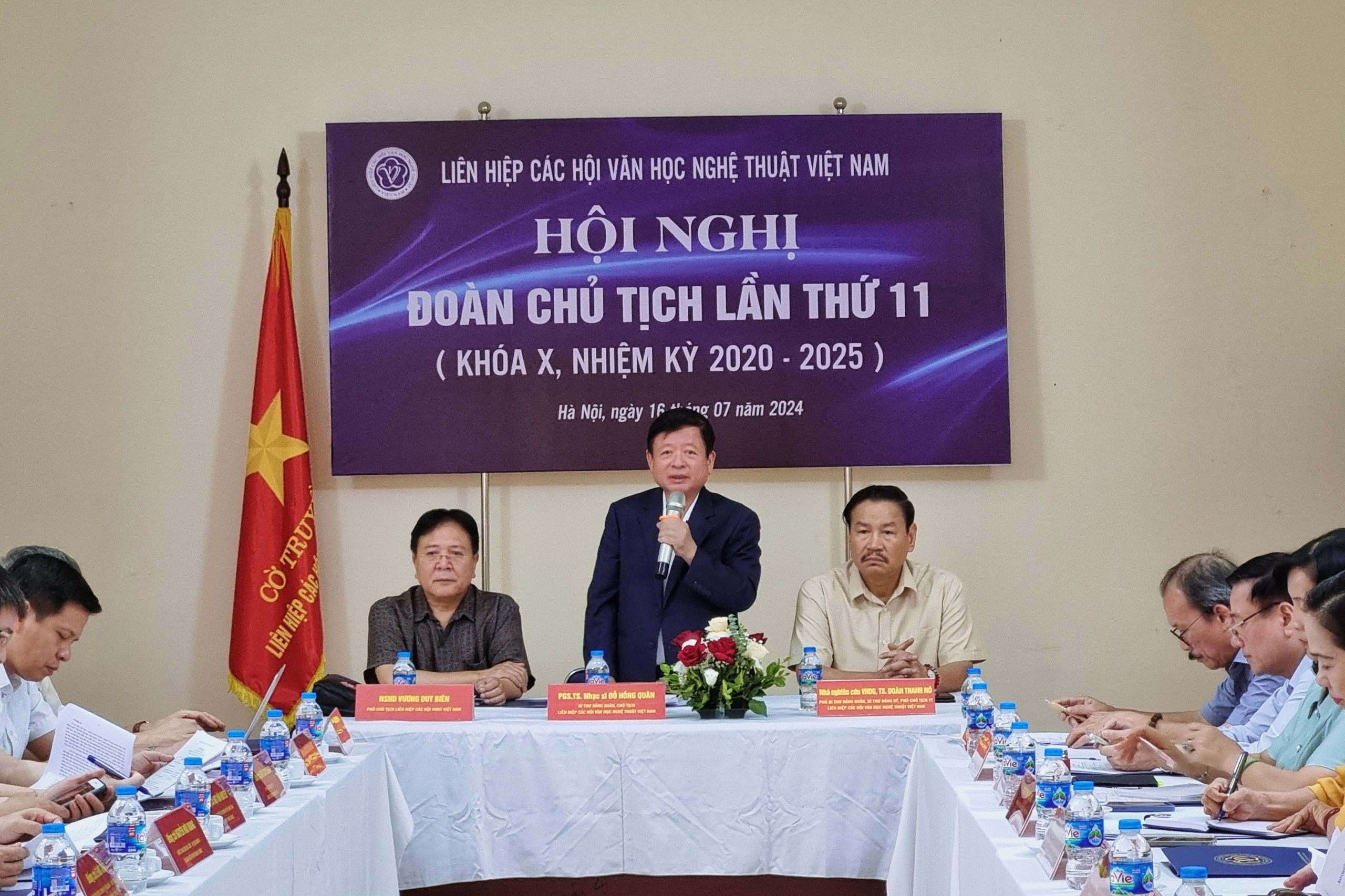 Hội nghị Đoàn Chủ tịch Liên hiệp các Hội Văn học nghệ thuật Việt Nam lần thứ 11 - 2