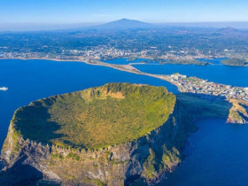 Đến đảo Jeju (Hàn Quốc), đừng quên khám phá 10 địa điểm tuyệt đẹp này