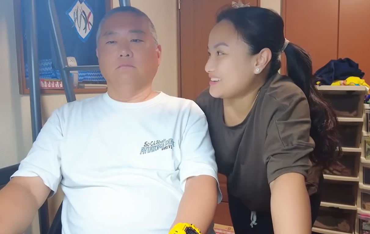 Quỳnh Trần JP mang thai ở tuổi 39 nhờ IVF, biểu cảm của ông xã và bố mẹ chồng gây tò mò - 2