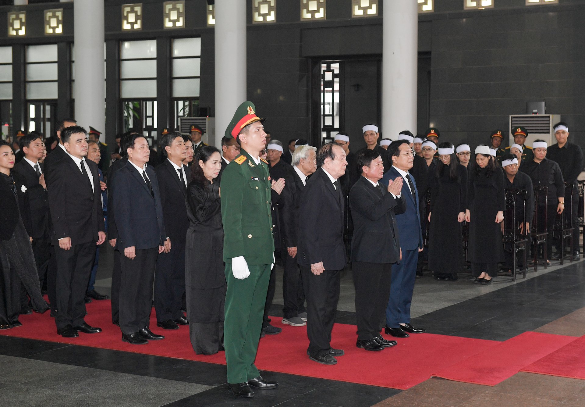 Đoàn đại biểu Liên hiệp các Hội Văn học nghệ thuật Việt Nam viếng Tổng Bí thư Nguyễn Phú Trọng - 2