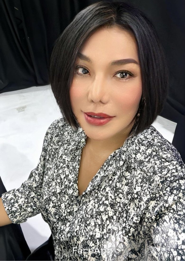 Những tô cơm một mình &#34;đạm bạc&#34; của Cindy Thái Tài - 1