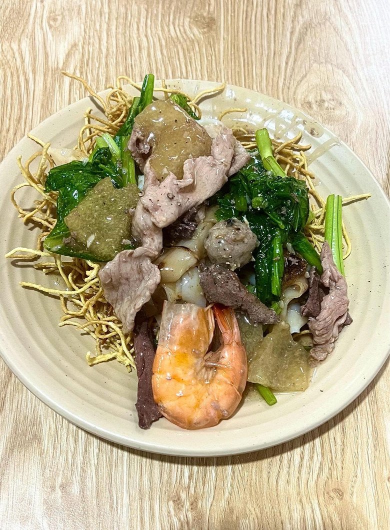Những tô cơm một mình &#34;đạm bạc&#34; của Cindy Thái Tài - 12
