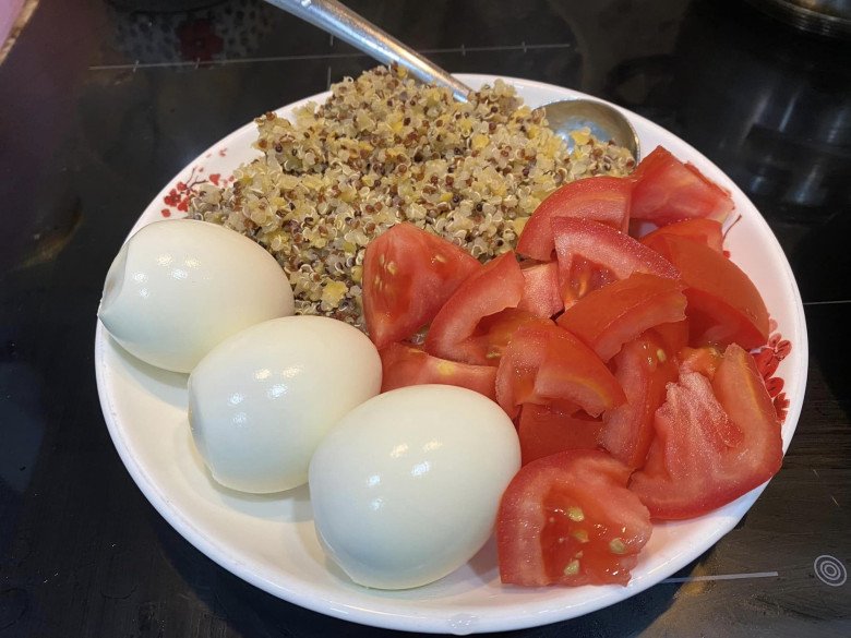 Bà bầu Võ Hạ Trâm cho con lai Ấn ăn chay trường từ bé, nấu những gì mà dân mạng khen hấp dẫn? - 6