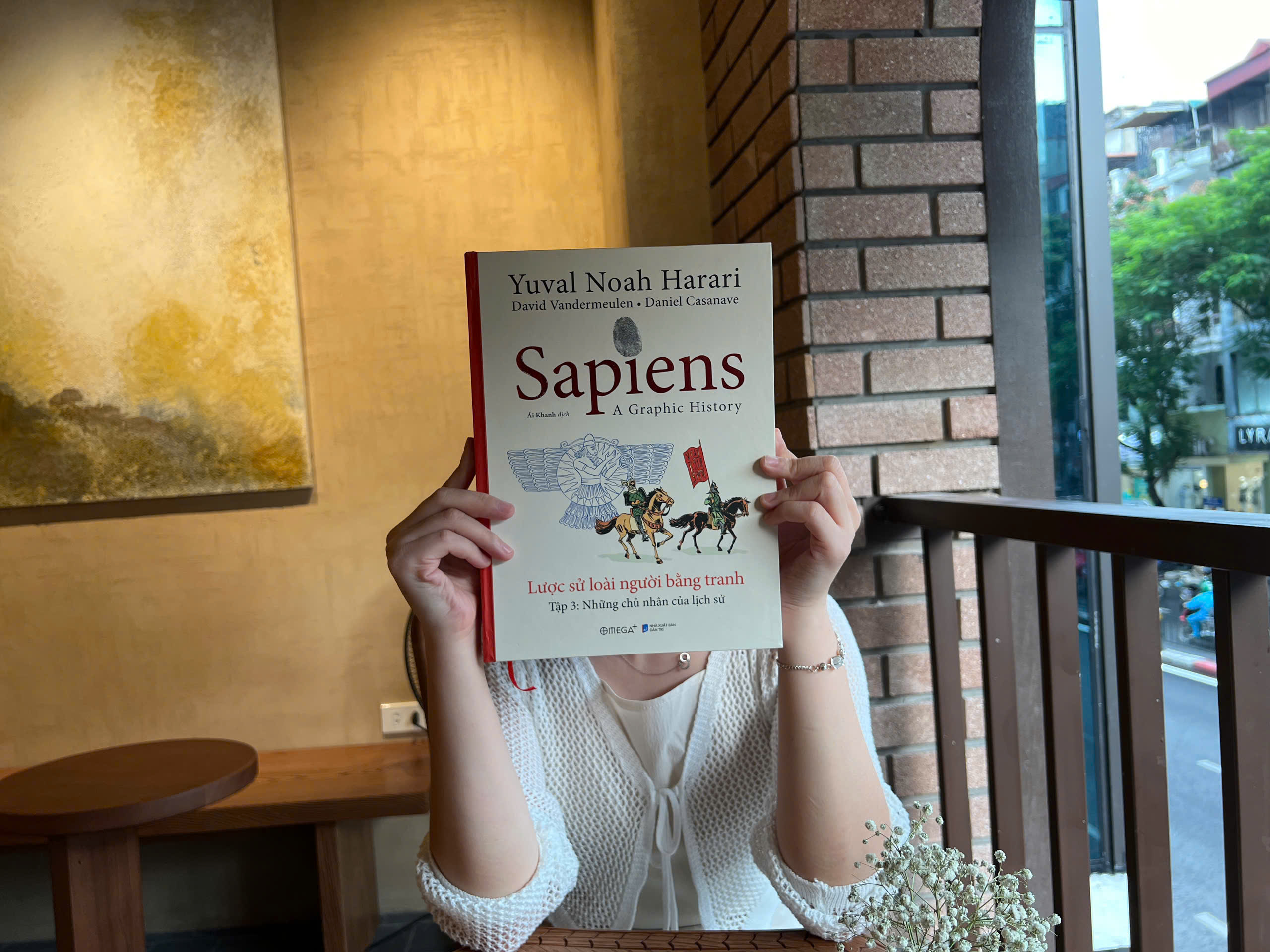 Điều lý thú ở cuốn sách "Sapiens: Lược sử loài người bằng tranh - Tập 3: Những chủ nhân của lịch sử" - 2