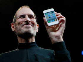 Khối tài sản của Steve Jobs, cha đẻ của Iphone thời điểm ông qua đời là bao nhiêu?