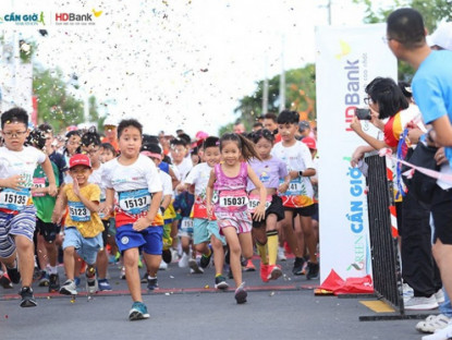 Thông tin doanh nghiệp - Hành trình đáng nhớ của ‘đường đua xanh’ Green Cần Giờ Marathon HDBank 2024