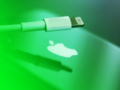 Công nghệ - Những sản phẩm đang được bán của Apple vẫn dùng cổng Lightning