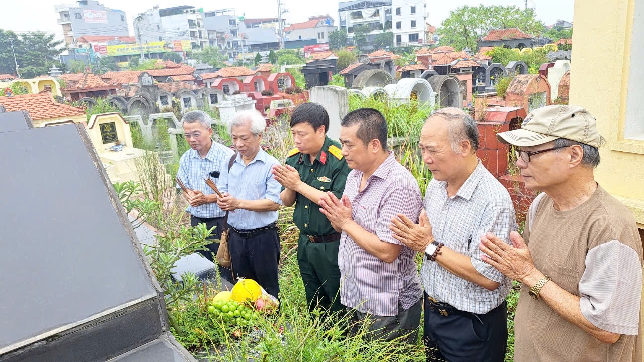 Phùng Văn Khai - Trần Đăng Suyền: Đối thoại về nhà văn Nguyễn Công Hoan - 3