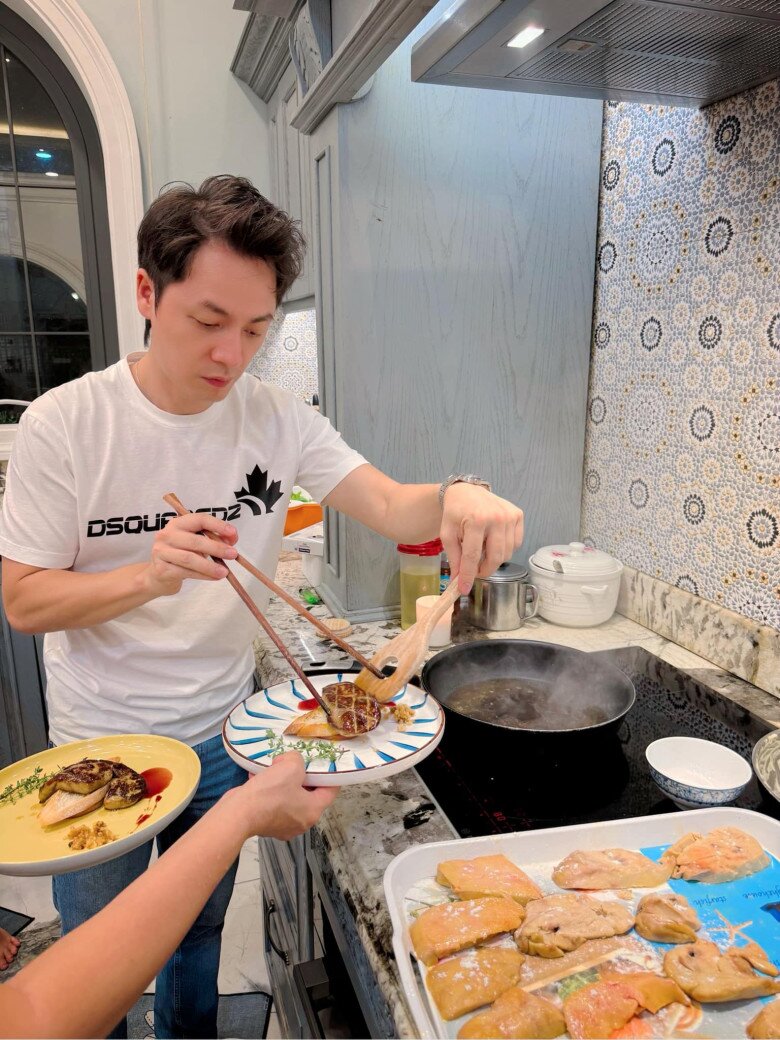 "Anh trai" Đăng Khôi được vợ khen nức nở tài nấu nướng, đồ ăn bày đẹp như nhà hàng - 2