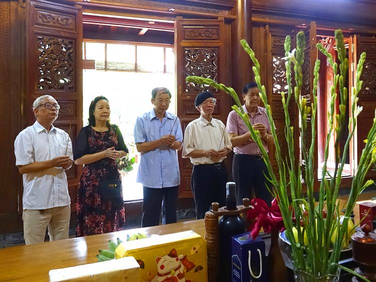 Tâm điểm dư luận - Đi tìm câu trả lời về tên một ngôi đền từ thời Hùng Vương