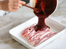 Ướp thịt nướng cứ nhớ kỹ 5 điều này thịt sẽ mềm ngon, không bị hôi, nhà hàng cũng phải chào thua
