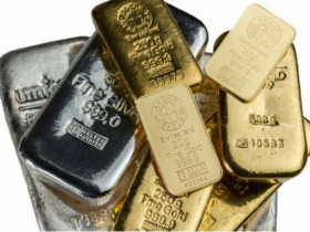 Giá vàng tăng trong bối cảnh bất ổn, bạc được dự báo tiếp tục tăng mạnh mẽ đến năm 2026