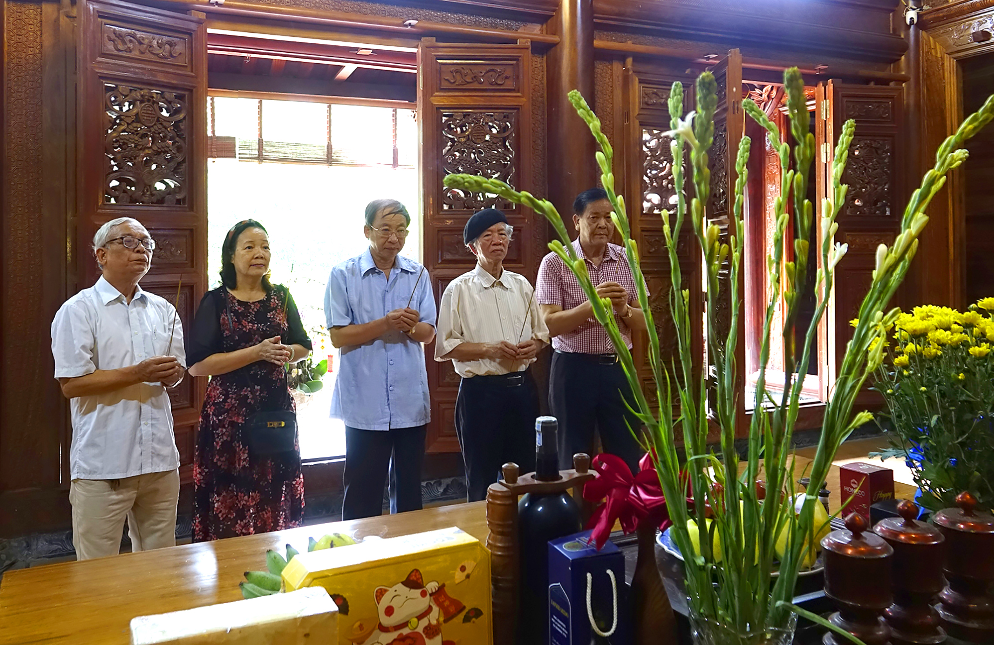 Đi tìm câu trả lời về tên một ngôi đền từ thời Hùng Vương - 3