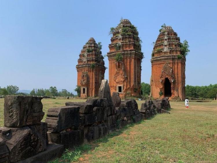 Bộ VHTTDL cho ý kiến thỏa thuận Dự án thăm dò, khai quật khảo cổ di tích Tháp Chăm Dương Long