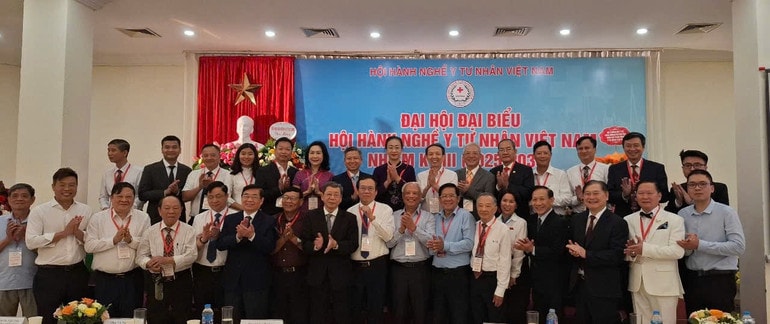 Y tế tư nhân vì sức khỏe nhân dân - 4