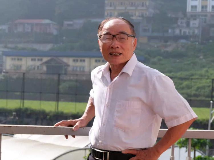 Bền như rễ, xanh như lá, tươi như hoa