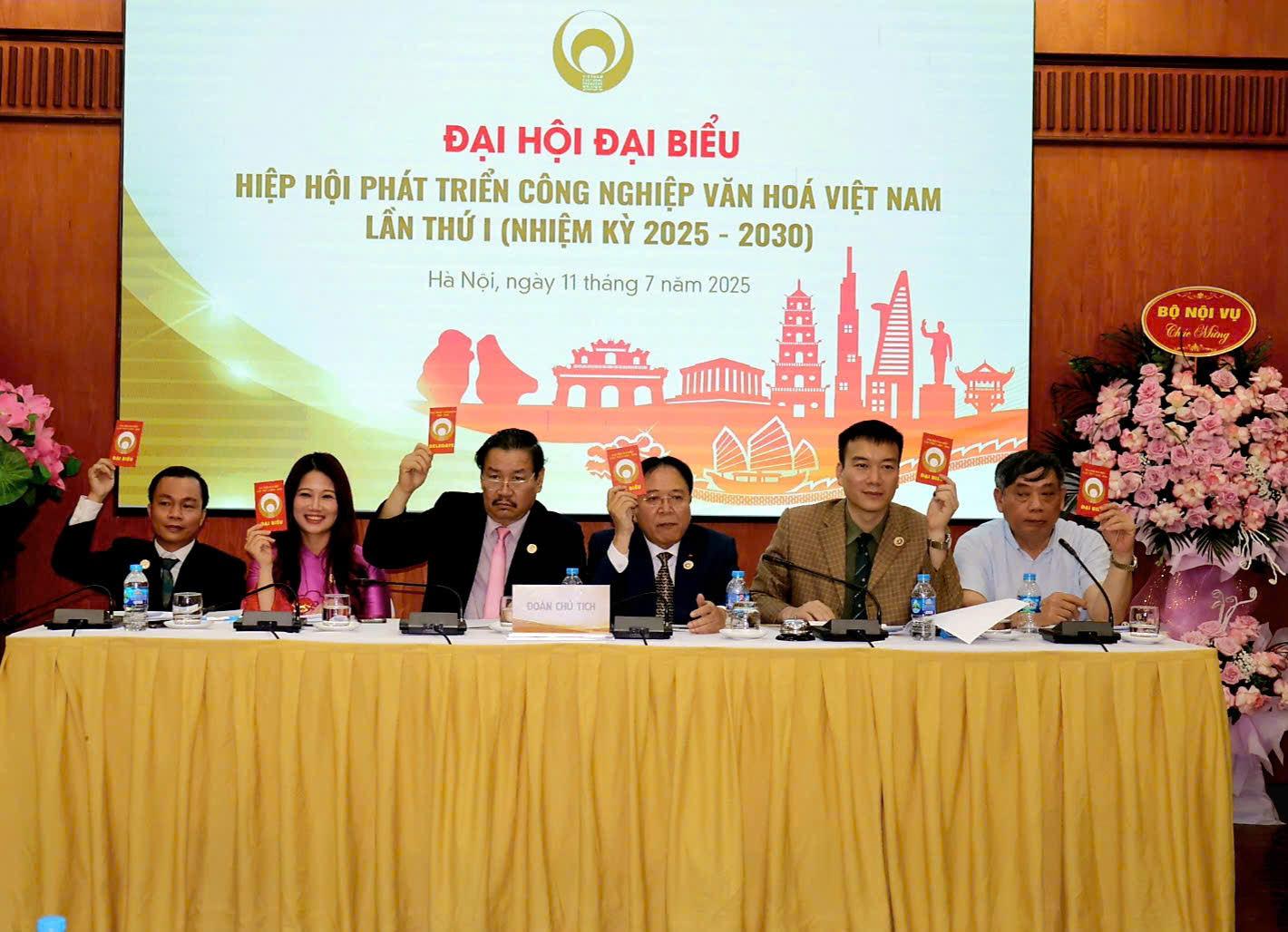 NSND - Họa sĩ Vương Duy Biên là Chủ tịch Hiệp hội Phát triển Công nghiệp Văn hóa Việt Nam - 5