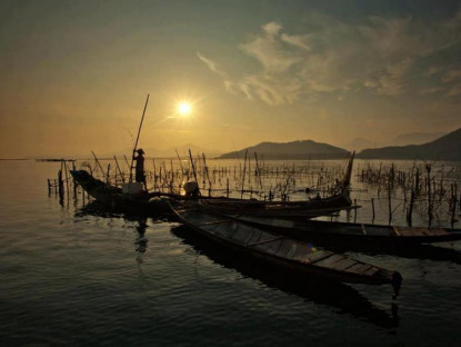 Văn thơ - Chung một dòng sông (truyện ngắn)