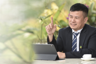 Phạm Hồng Điệp - Lão nông cày ải cánh đồng thơ - 1