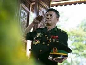 Vóc hình đất nước và hình ảnh Đại tướng Võ Nguyên Giáp trong thơ Phạm Hồng Điệp