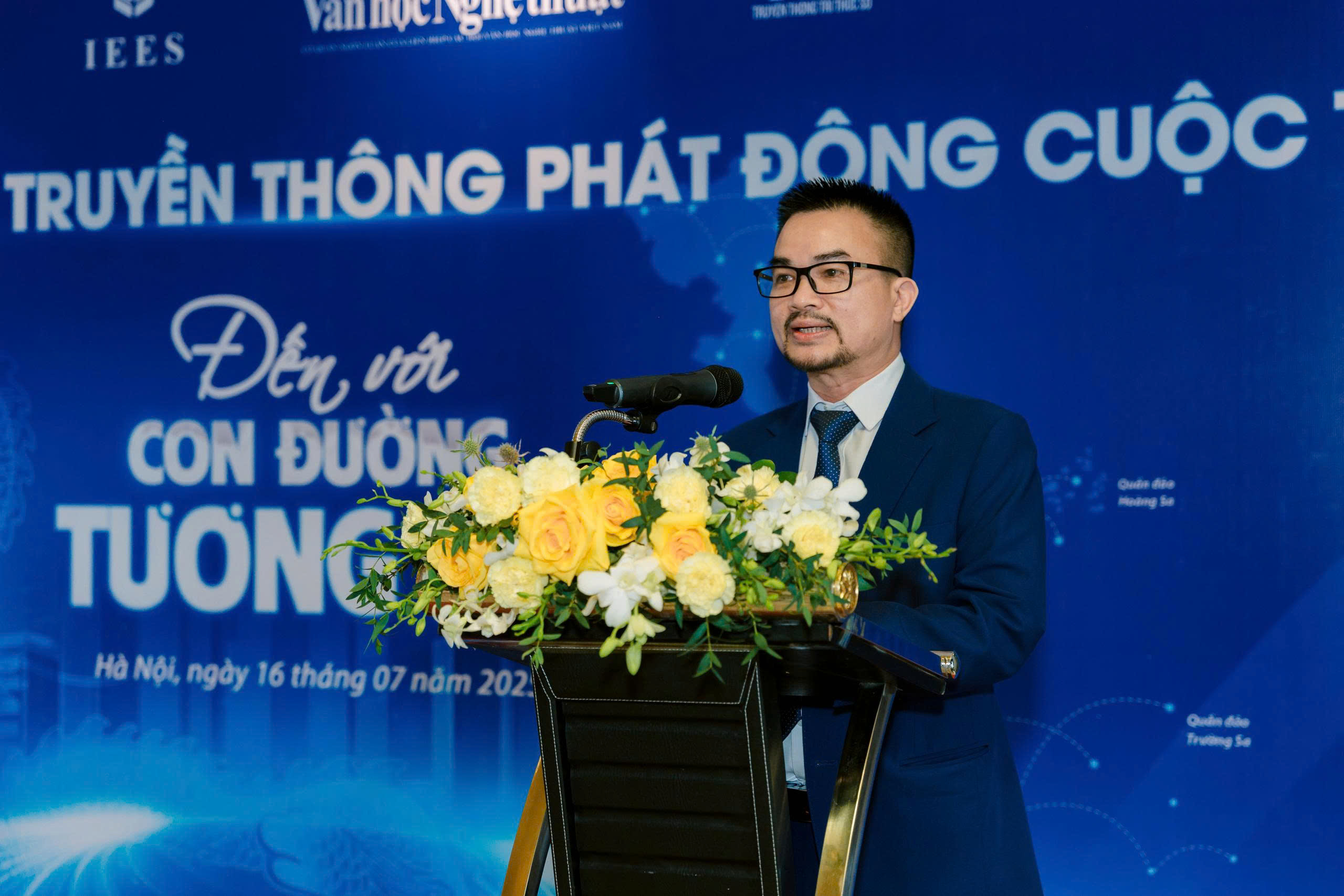 Phát động cuộc thi Đến với “Con đường tương lai” - 4