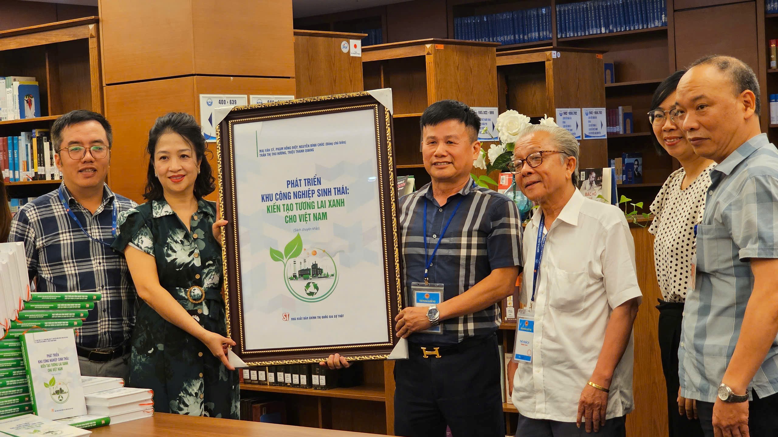 Luật sư – Doanh nhân Phạm Hồng Điệp được phong tặng danh hiệu Giáo sư danh dự tại Mỹ - 4