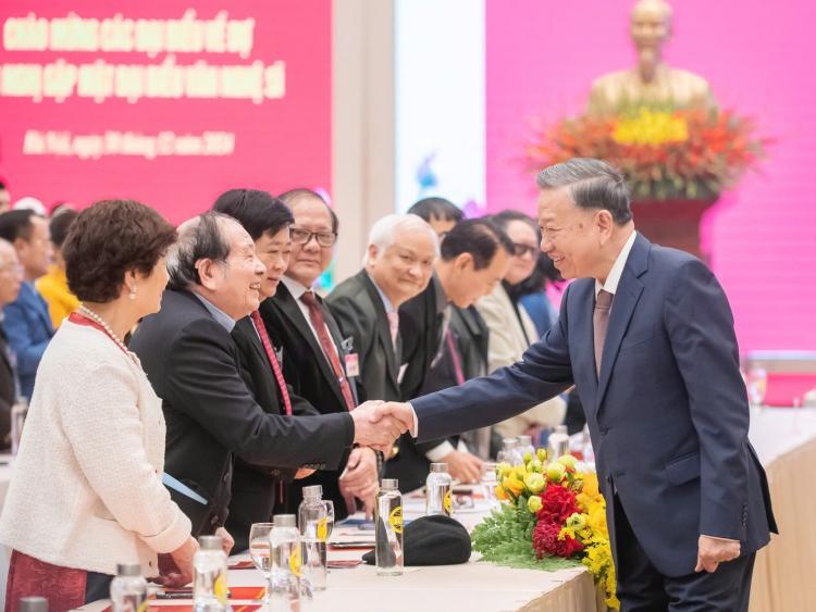 Văn học nghệ thuật Việt Nam trước ngưỡng cửa kỷ nguyên mới – kỷ nguyên vươn mình của dân tộc