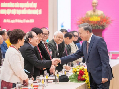 Văn thơ - Văn học nghệ thuật Việt Nam trước ngưỡng cửa kỷ nguyên mới – kỷ nguyên vươn mình của dân tộc
