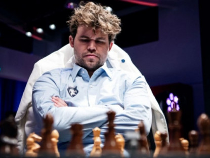 Thể thao - &quot;Vua cờ&quot; Carlsen hạ chatGPT mà không thèm nhìn, vẫn bị AI đánh giá thấp
