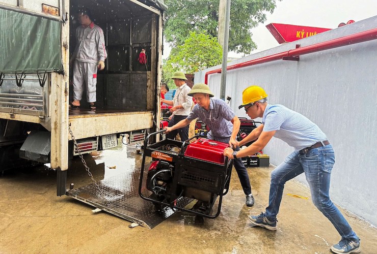 Mobi, Vina, Viettel đã chuẩn bị gì để ứng phó Bão số 3 - Wipha? - 1