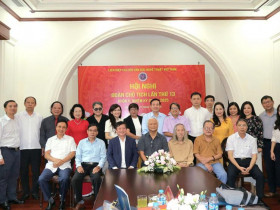 Hội nghị Đoàn Chủ tịch lần thứ 13: Tiếp tục đổi mới và nâng cao hiệu quả công tác văn học nghệ thuật