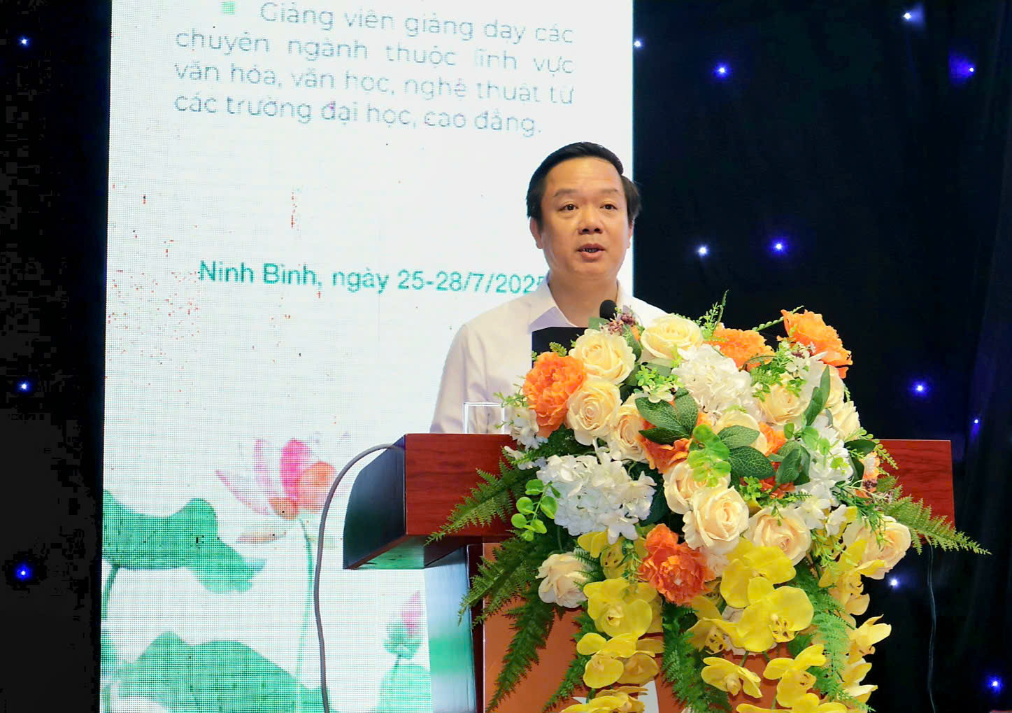 Bồi dưỡng những hạt nhân tiêu biểu trong đội ngũ lý luận, phê bình văn học, nghệ thuật - 3