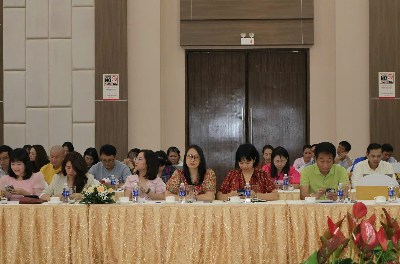 Bồi dưỡng những hạt nhân tiêu biểu trong đội ngũ lý luận, phê bình văn học, nghệ thuật - 5