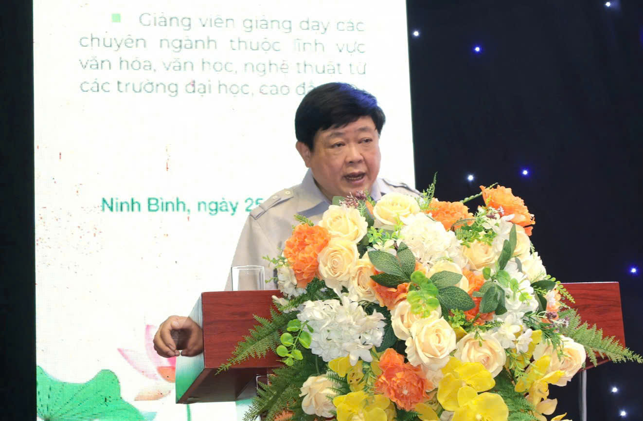 Bồi dưỡng những hạt nhân tiêu biểu trong đội ngũ lý luận, phê bình văn học, nghệ thuật - 4