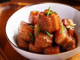 Bao năm kho thịt mãi giờ mới biết, muốn thịt ngon mềm tan trong miệng lại có màu đẹp nhất định phải làm điều này!