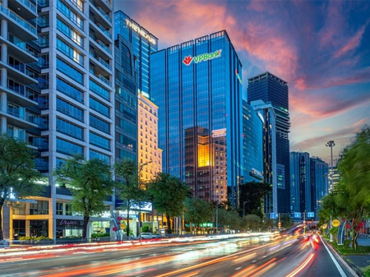 VPBank V N T M Qu C T V I Gi I Th Ng Danh Gi V Qu N Tr Doanh Nghi P 1753688176 Ngan Hang Av 1753685976 49 Width740height495 Anh Cat 4 3