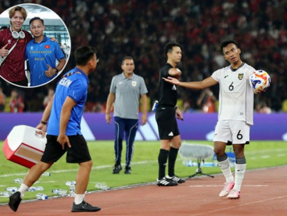 Thể thao - U23 Việt Nam vô địch: Người rải chai nước được săn tìm khắp cõi mạng là ai?