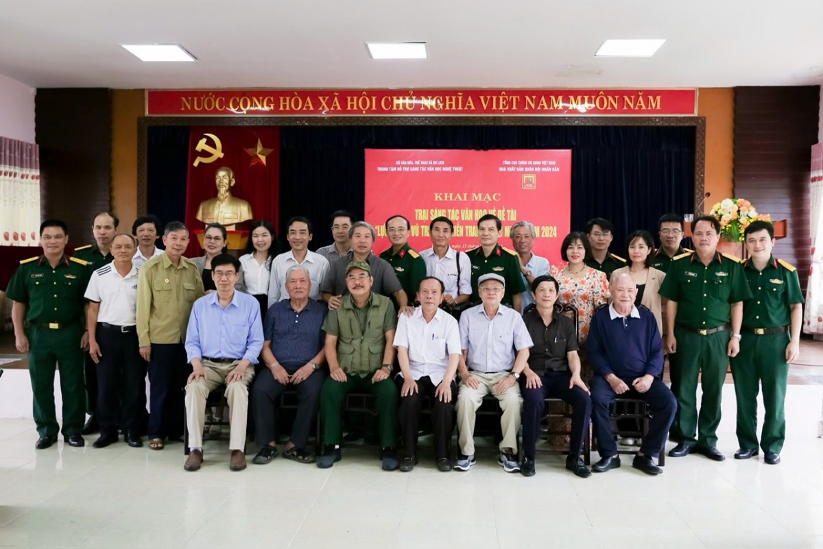 Ơi Nha Trang, mùa thu lại về... - 1