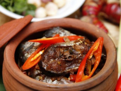 Gia đình - Loại cá ở quê giá chỉ từ 70.000 đồng/kg nhưng giàu canxi và Omega-3, thịt thơm ngọt vừa ngon vừa bổ, dinh dưỡng vàng cho mẹ bầu