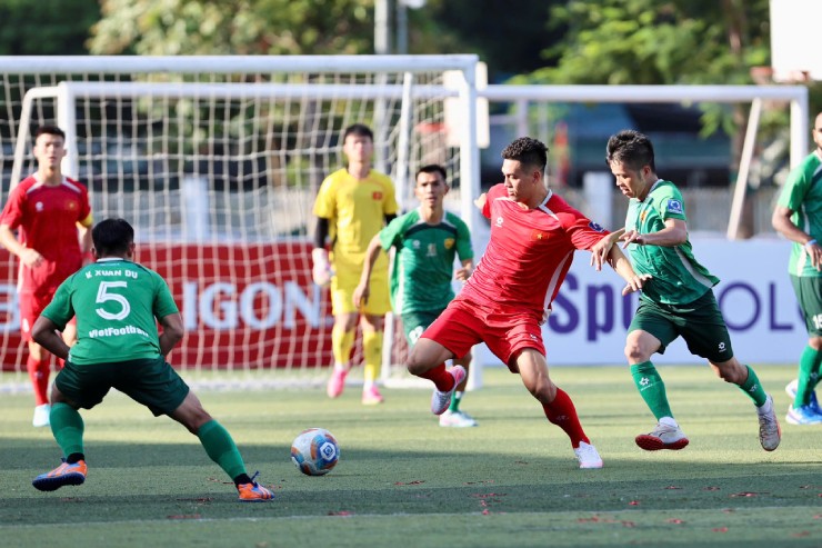 Tiến Linh, Văn Quyết so tài "nảy lửa" với đội tuyển bóng đá 7 người Việt Nam - 2