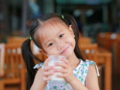 Thông tin doanh nghiệp - Ra mắt sữa tươi Moozi “chuẩn 10 không ưu việt, khác biệt từ thiên nhiên”