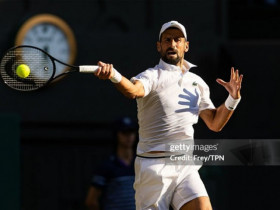 Djokovic lập kỷ lục tệ nhất tại Grand Slam sau 15 năm, vẫn khiến đàn em nể phục